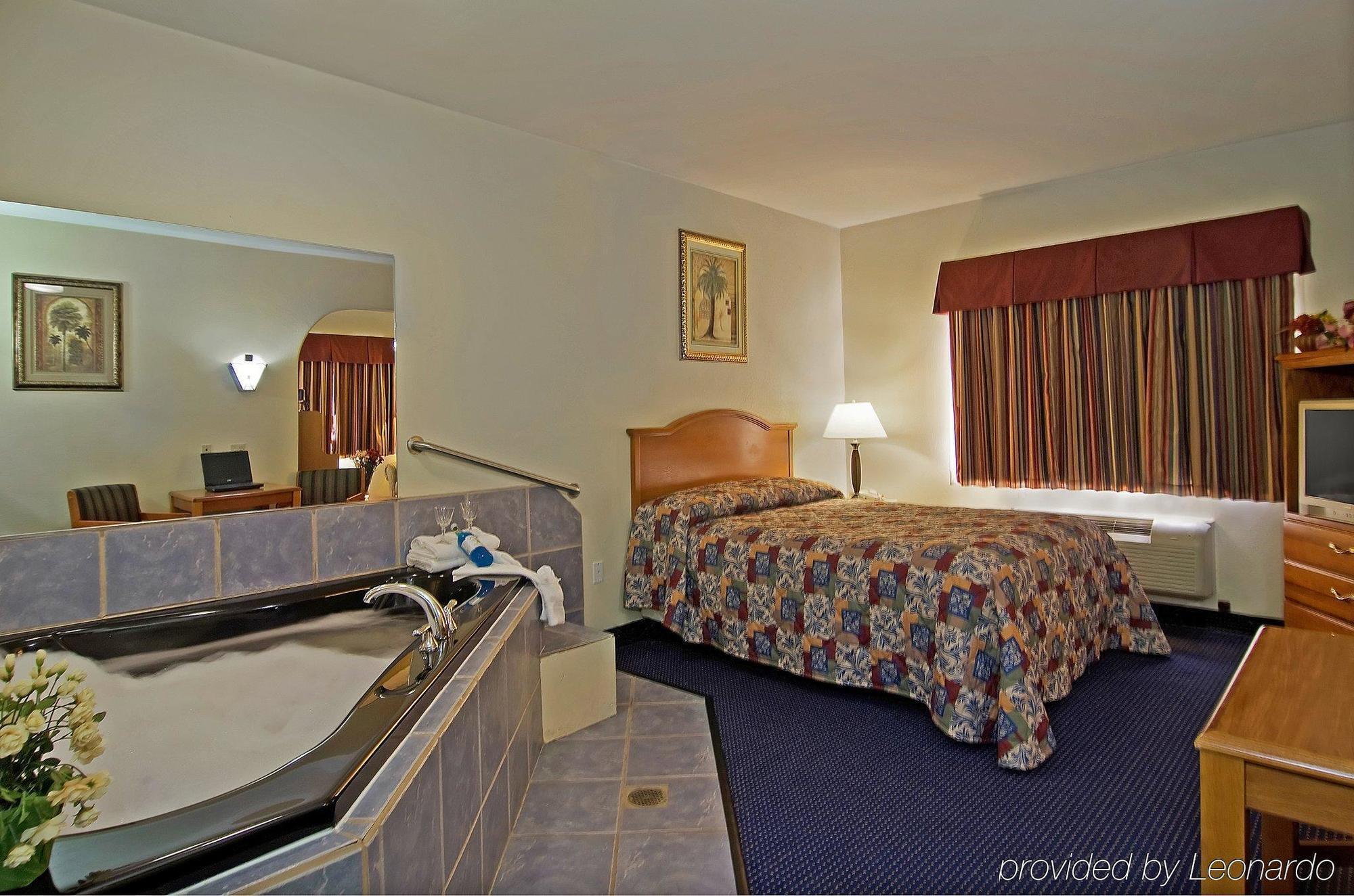 Americas Best Value Inn And Suites Bush International Airport Humble Pokój zdjęcie
